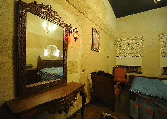 Kardesler Cave Hotel 2*